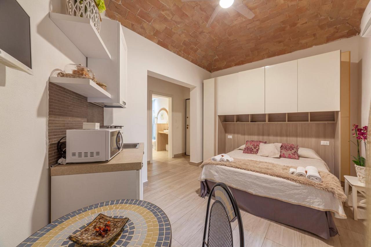B&B Prima Dell'Elba Piombino Bagian luar foto